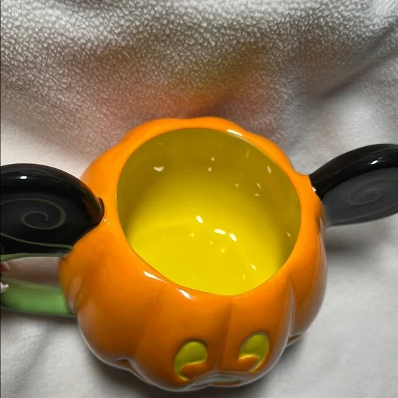 Disney Orange Yellow and Green Mickey Halloween Pumpkin Mug - Picture 4 of 4